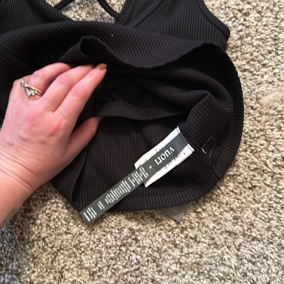 Vuori Rib Crop Tank - Picture 4 of 4